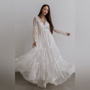 Gloria Lace Maxi Dress